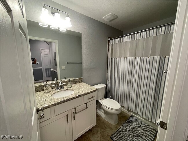 Building Photo - 14091 Heritage Landing Blvd