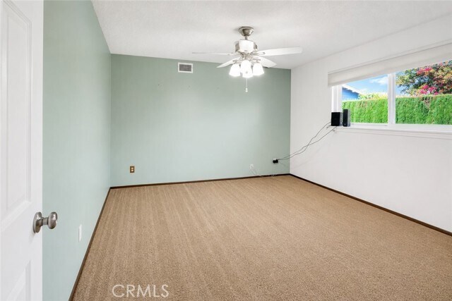 Building Photo - 518 N Carousel Pl