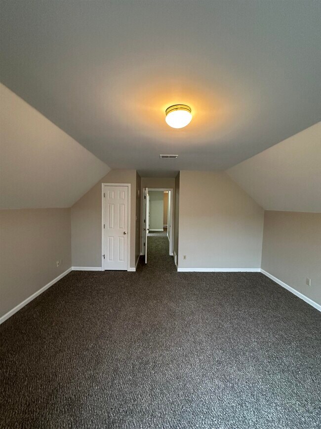 Building Photo - 1959 Dartford Cove