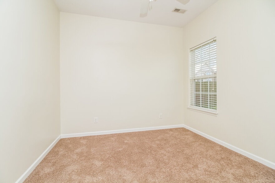 Building Photo - 4029 Kristen St