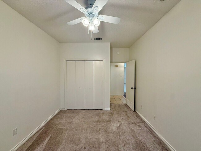 Building Photo - Available Now! 2 Bedroom 2 BathTownhome!