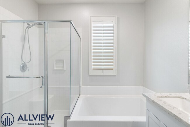 Building Photo - Modern Tri-Level Townhome with Office, 2-Car Garage & Prime Anaheim Location!