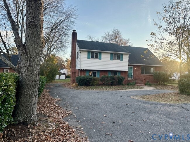 Building Photo - 8311 Michaels Rd