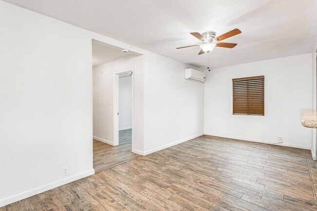 Building Photo - 14993 Yucca Ave