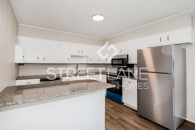 Building Photo - Charming 3 Bedroom in Stanley!