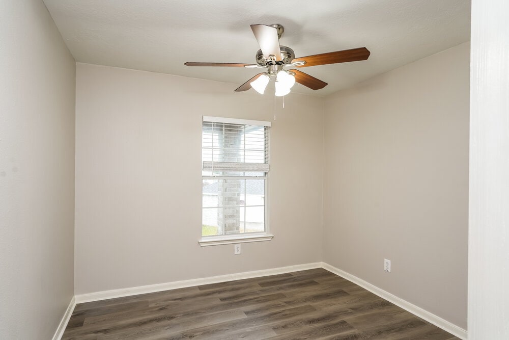 Building Photo - 18407 Heartland Ct