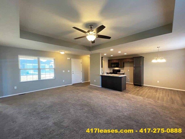 Building Photo - 1338 Marseilles Ave