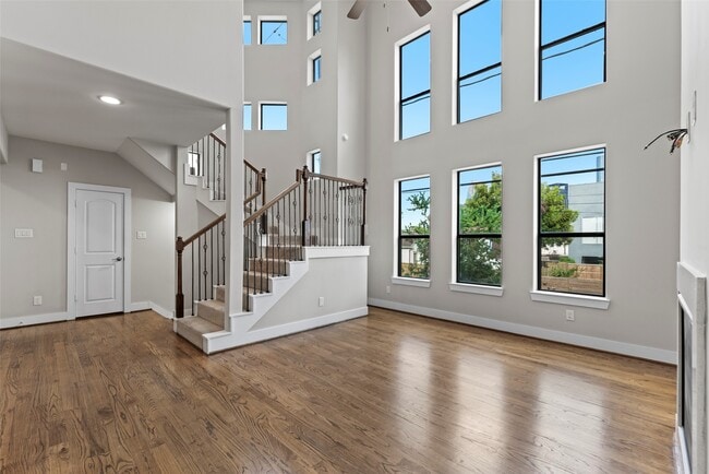 Building Photo - 1420 Wilson St