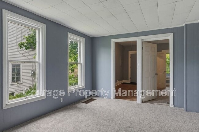 Building Photo - 291 Sunset Dr