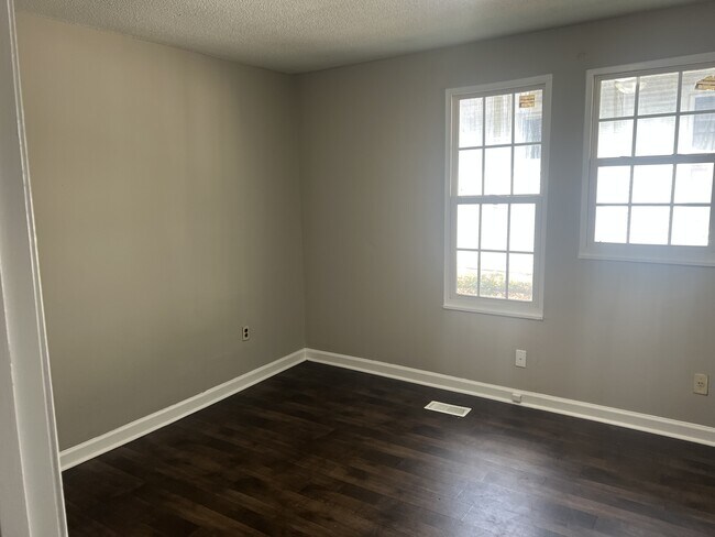 Building Photo - 1409 Bradt St