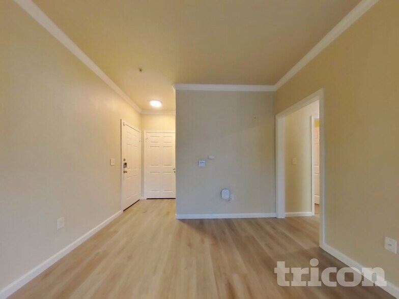 Building Photo - 8434 Walerga Rd