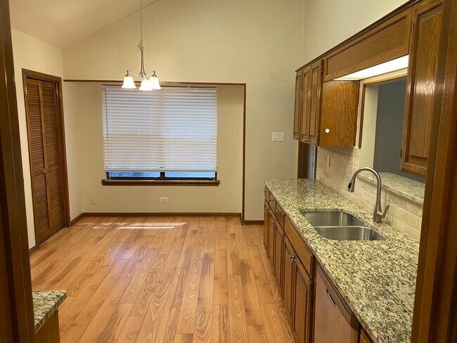 Eat In Kitchen - 2310 Park Farm