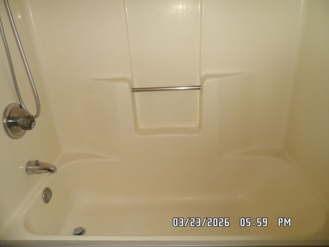 Building Photo - 0160