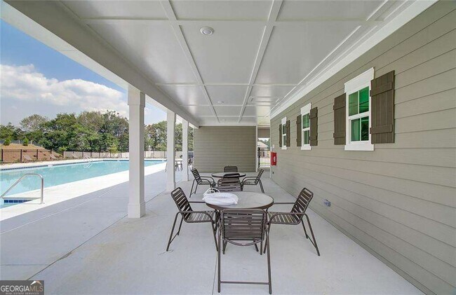 Building Photo - 3370 Westgate Park Dr