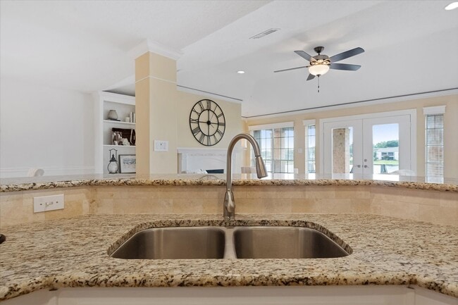 Building Photo - 225 Capetown Way