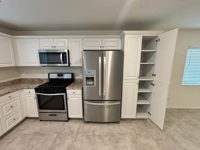 Building Photo - 67426 Rio Vista Dr