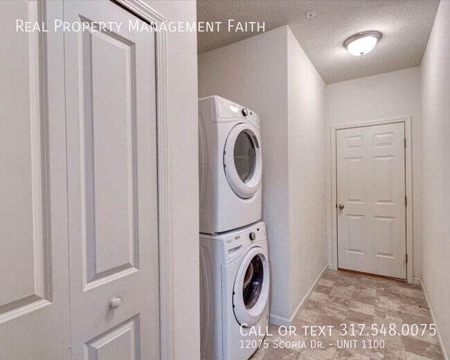 Building Photo - 12075 Scoria Dr