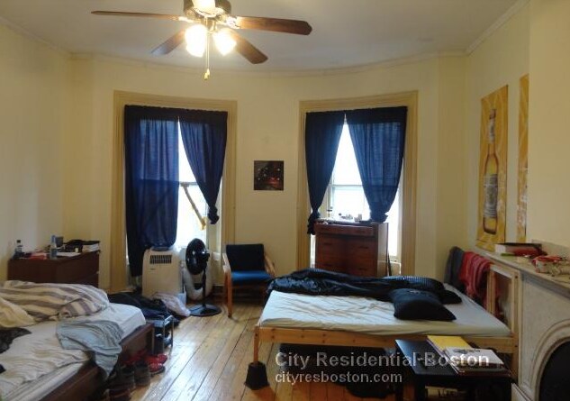 Building Photo - 519 Massachusetts Ave