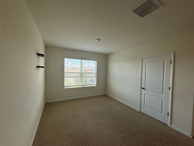 Building Photo - 11106 Amber Ridge Dr
