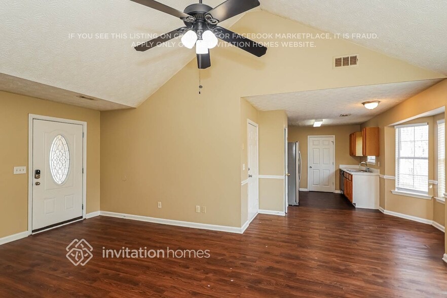 Building Photo - 230 Cobbler Dr