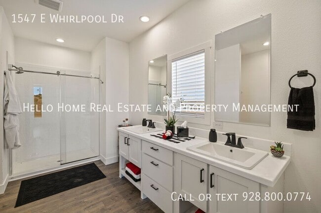 Building Photo - 1547 E Whirlpool Dr