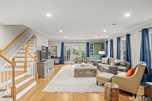 Building Photo - 23 Garden City Rd