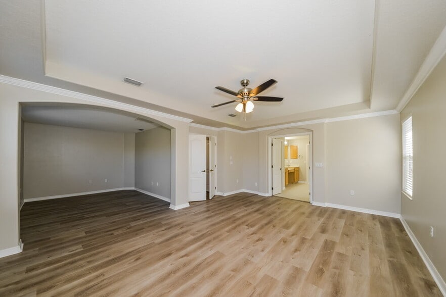 Building Photo - 6316 Laurel Creek Trail