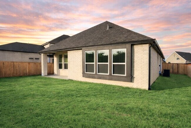 Building Photo - 11239 Peacock Flower St