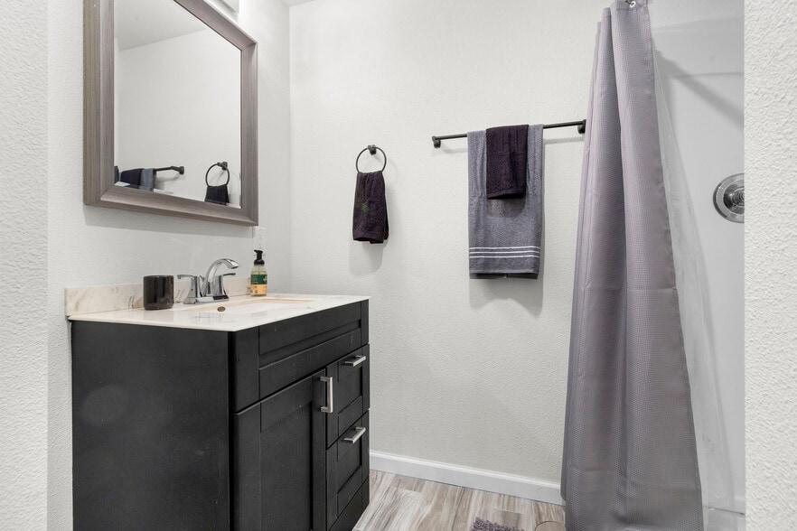 Basement suite - 115 Alydar Dr