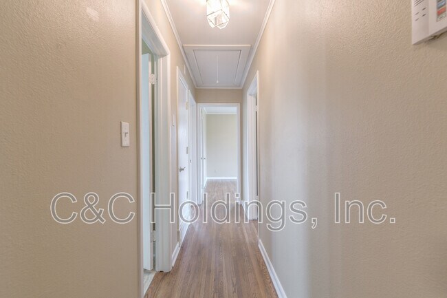 Building Photo - 9159 E Latimer Pl