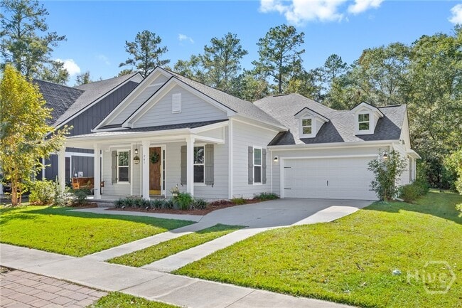 Building Photo - 241 Ridgewood Park Dr S