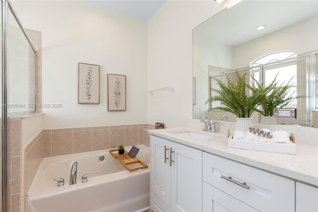 Building Photo - 1896 Crestview Way