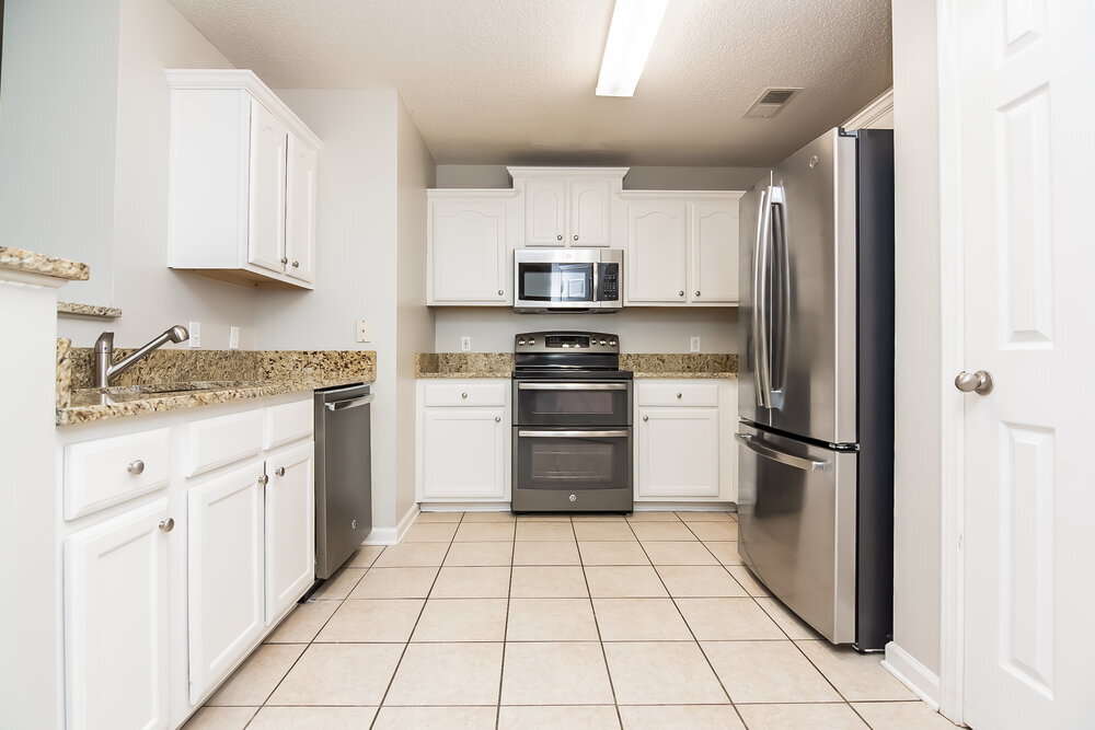 Building Photo - 115 Mossy Springs Dr