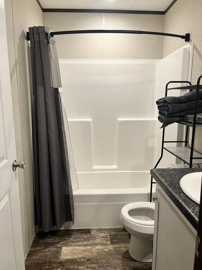 Building Photo - 378 Antley Rd