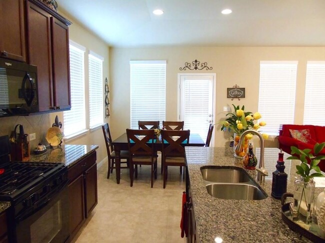 Building Photo - Gorgeous 3 bed, 3 bed, Leander Tx (Stewart...