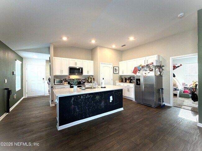 Building Photo - 12543 Rubber Fig Ter