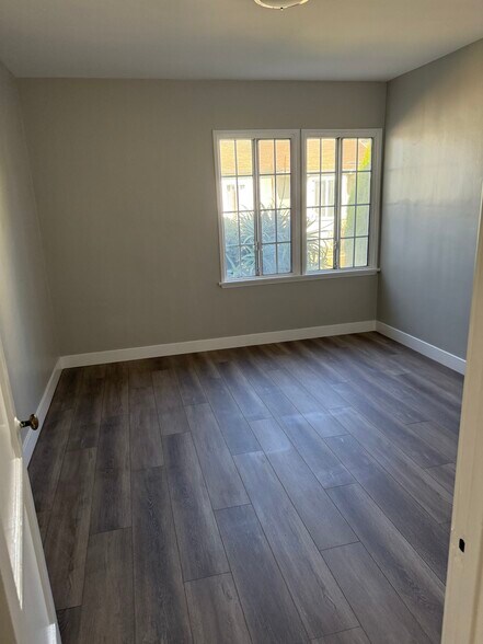 Building Photo - 15710 Halldale Ave