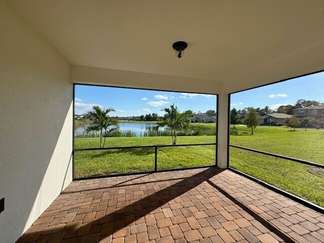 Building Photo - Lovely 4/2 at Harmony Enclave a Golf Course Community