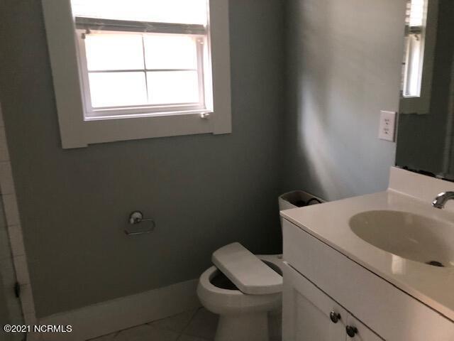 Building Photo - 825 Royal Bonnet Ct