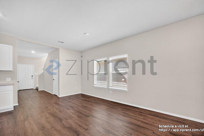 Building Photo - 2885 Wolfcreek