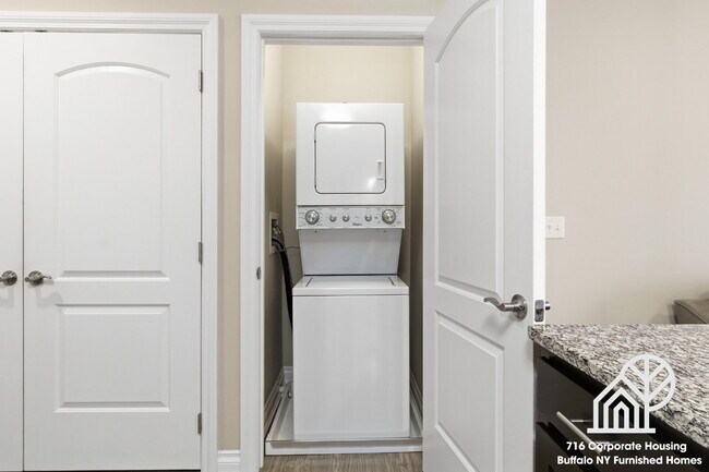 Building Photo - Furnished 1-Bedroom Apartment near UB North
