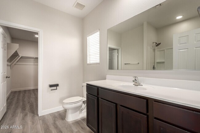 Building Photo - 11204 W Mobile Ln