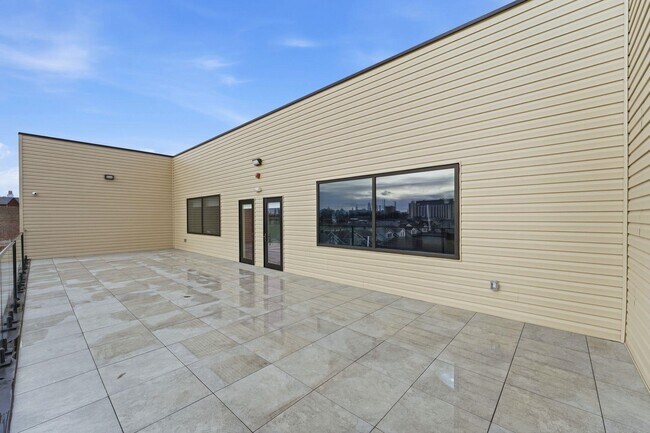 Building Photo - 8800 John F. Kennedy Blvd