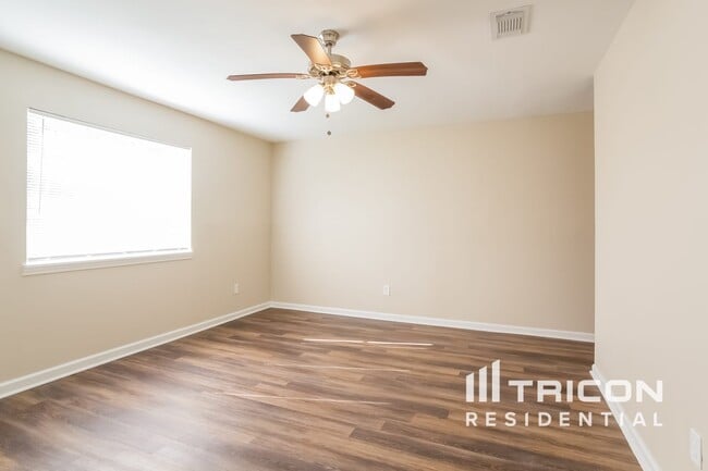 Building Photo - 13138 Crystal Cove Dr