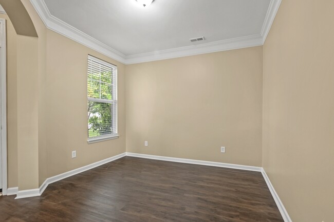 Building Photo - 363 Sanctuary Park Dr