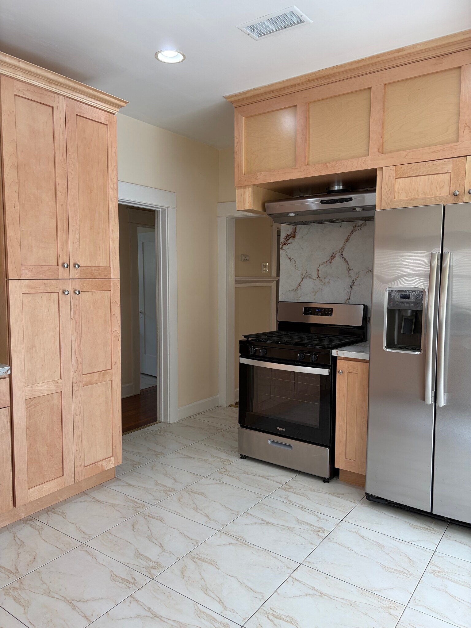 Building Photo - 301 Grand Ave