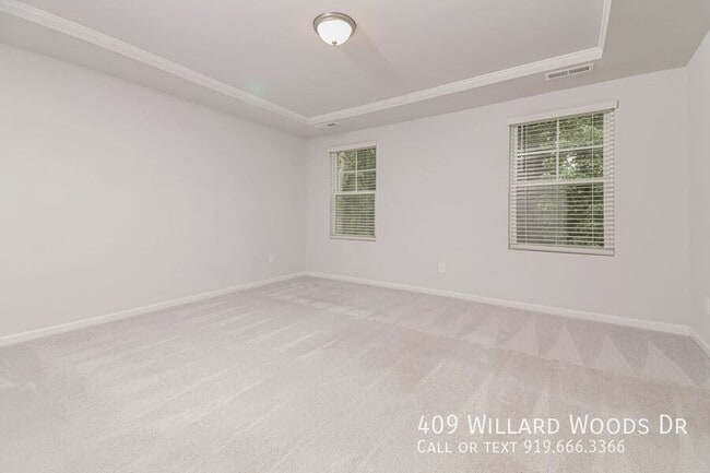 Building Photo - 409 Willard Wds Dr
