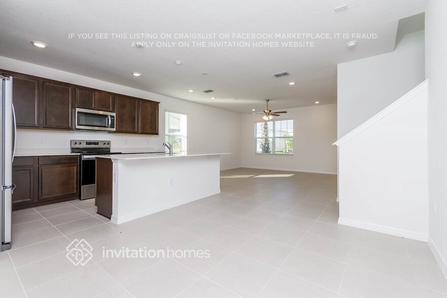 Building Photo - 6509 Tabebuia Pkwy