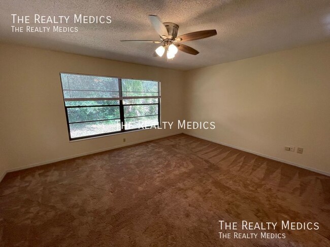 Building Photo - 1168 E Winged Foot Cir