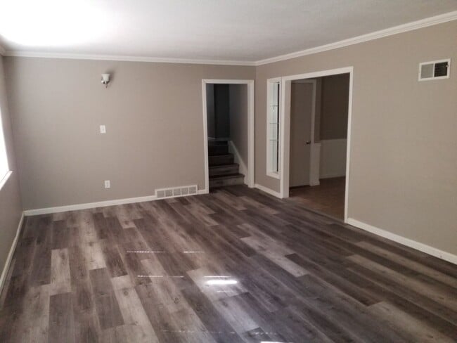 Building Photo - Coming Soon! South KC SF